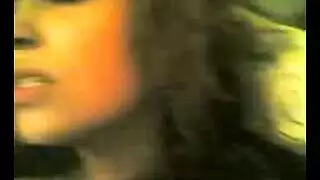 يشارك السريرمع الام