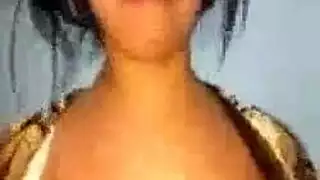 فتاة تستمني مقطع حقيقي
