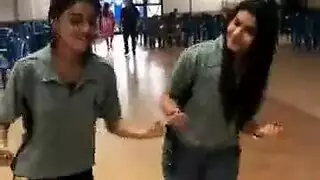 سمراء جنس هاتفي