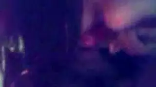 الاب في الحديقه