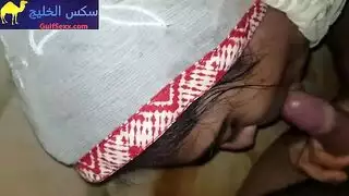 قذف داخلي مزدوج مع امرأة عربية غريبة