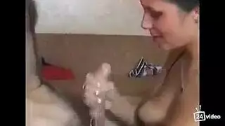 مص و جماع مع أثداء مثالية