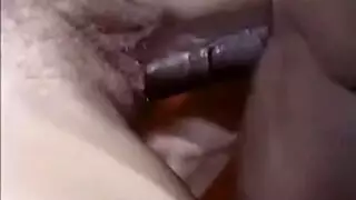 حوريات الشاطئ الأزرق: بورن سوري جامح بجانب البحر