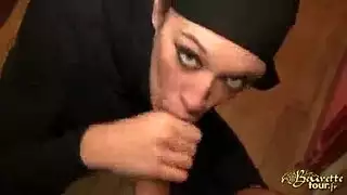 نساء مثيرة تتوسلن لجنس كلب خشن