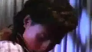 طرزان يضرب حلقها بعمق أفلام مص قضيب
