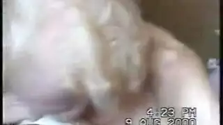 عاهرات عراقيات مسنات: فتحات عجائز مليئة بالسائل المنوي