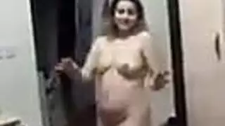 مش قادره احمد
