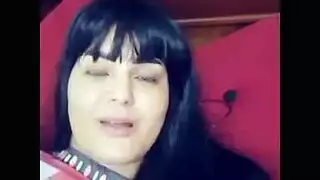 سما المصري تخلع ملابسها وتتصرف بجرأة في فيلم إباحي جديد