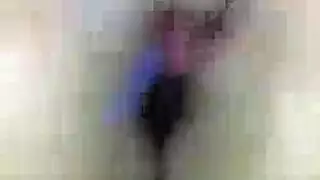 عاهرات قوط معدومات يحشوهن قضيب وحشي