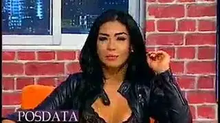 ركوب شرجي بمؤخرة كبيرة في إباحية صريحة