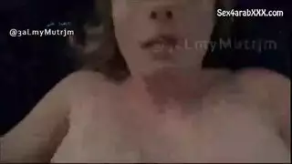 جماع خفي بينما الأم نائمة