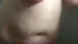 وحدي بالمنزل