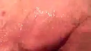 تحطيم شقراء لديها شيء لحفر بوسها مع أكبر لعبة جنسية لها على الإطلاق