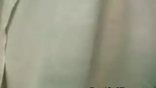 صديقتي تمتص ديك أزواجها في الحمام