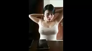 المرأة مثير تواجه ممارسة الجنس الشرجي بدلا من القيام بعملهم كقسم طوال اليوم المرأة مثير تواجه ممارسة الجنس الشرجي بدلا من القيام بعملهم كقسم طوال اليوم