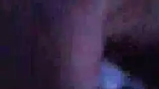 فاتنة شقراء بحاجة إلى اللعنة جيدة، لأنها في حالة حب مع نفس الرجل.