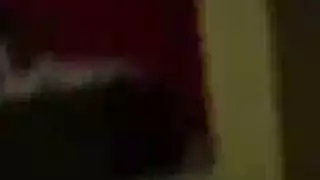 ينحني سد الحبر ويتم حفره على الشرفة