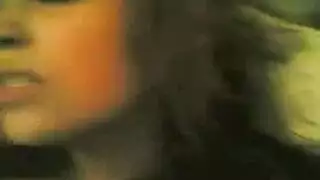 شرموطة هيجانة خالص نايمة عريانة وجوزها يدعك كسها