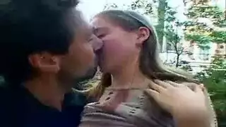 يلعب ستيف هولمز وصديقته لعبة مسلية لطيفة ضد بعضهما البعض ، من أجل المتعة فقط يلعب ستيف هولمز وصديقته لعبة مسلية لطيفة ضد بعضهما البعض ، من أجل المتعة فقط