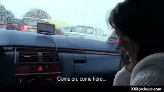الأولاد يمارسون الجنس في الأماكن العامة والعراة على التوالي الصبي والرجال على التوالي التبول. الأولاد يمارسون الجنس في الأماكن العامة والعراة على التوالي الصبي والرجال على التوالي التبول.