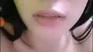 تلميذة صغيرتي، ميمي الصقيع هي فتاة شقي جدا، حفر بوسها وامتصاص الديك.