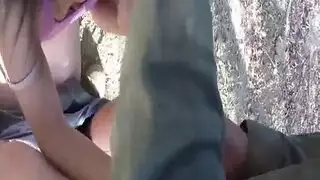 غريب مثليات المكسيكية لعق بعضها البعض كس ، في الهواء الطلق ، حتى أنهم جميعا نائب الرئيس