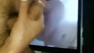 تمتثل نيسا ديفيلز الجنس مع صديقها السابق ، الذي انتقل للتو إلى شقتها