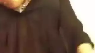 Hot BBW العربية الساخنة مع صدرها الضخم