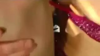 باربي هولاندر مارس الجنس في الجزء الخلفي من سيارة أجرة من قبل سائق الشاحنة