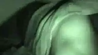 خطوة أمي ترى ابنها الجديد يحصل على رامود عالقة ويستيقظ