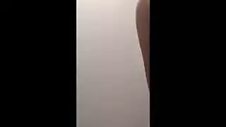 متعرية مطيع وزبونها الأبيض