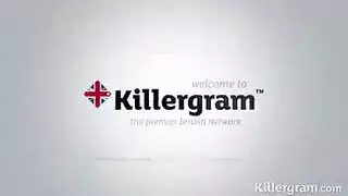 ذهبت فاتنة الساخنة وصديقتها إلى غرفة النوم لجعل الحب، ولكنها انتهت معا