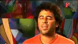 الفتيات عاريات وممارسة الجنس في وقت متأخر بعد الظهر، عندما تكون وحدها في المنزل