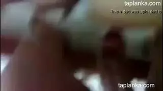 موزة فاجرة لبنانية مع صاحبها تمص زبره وتركب عليه