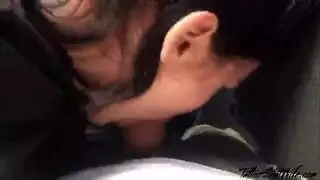 يود أن يمتصها كثيرًا وبصحة جيدة