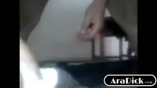 قحبة تحب البيبة و تمص زب حنونها حتى يجبو في فمها